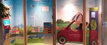 Wanderausstellung Elektromobilität bei den Gemeindewerken Haar zu sehen